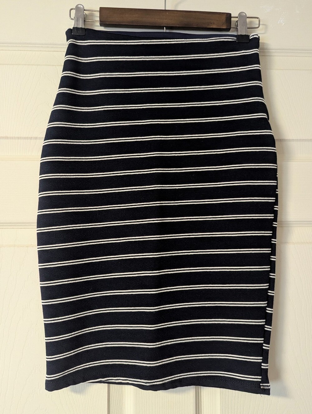 3/$15 🥳 Charlotte Russe High Waisted Rise Skirt Bodycon Midi Striped Y2K Office